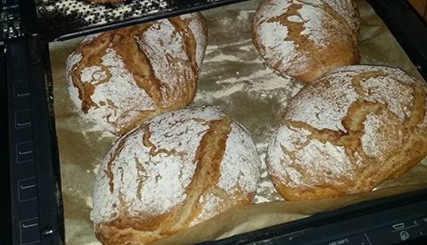 Symbolfoto zum Rezept: Hausbrot aus Dinkel-Roggen-Weizen